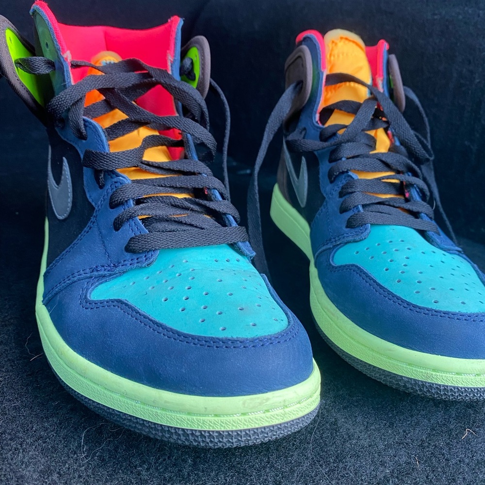 Womens Jordan Retro High Tokyo Bio Hack